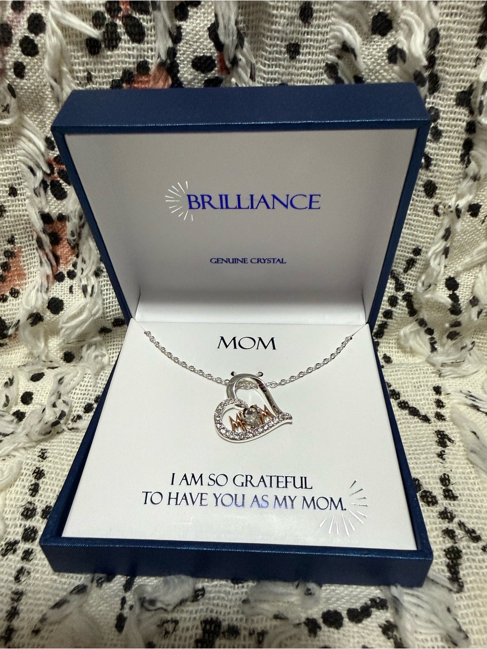 Mom Heart Pendant Necklace in Silver - Picture 2 of 6